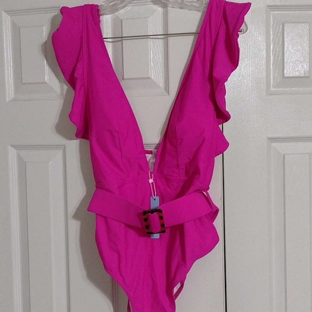 New deep V ruffle swimsuit Size XL Live life On the Beach Barbie Core